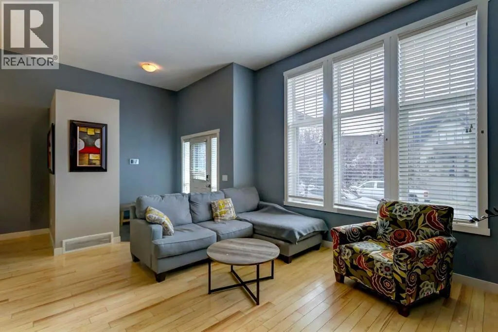 6 Elgin Meadows Road SE