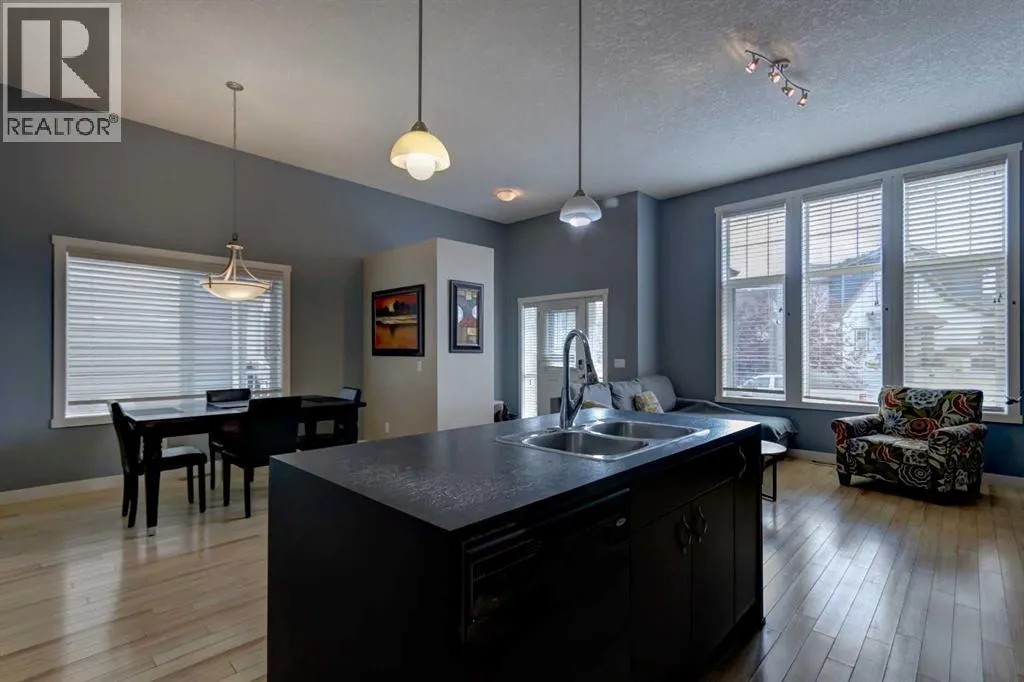 6 Elgin Meadows Road SE