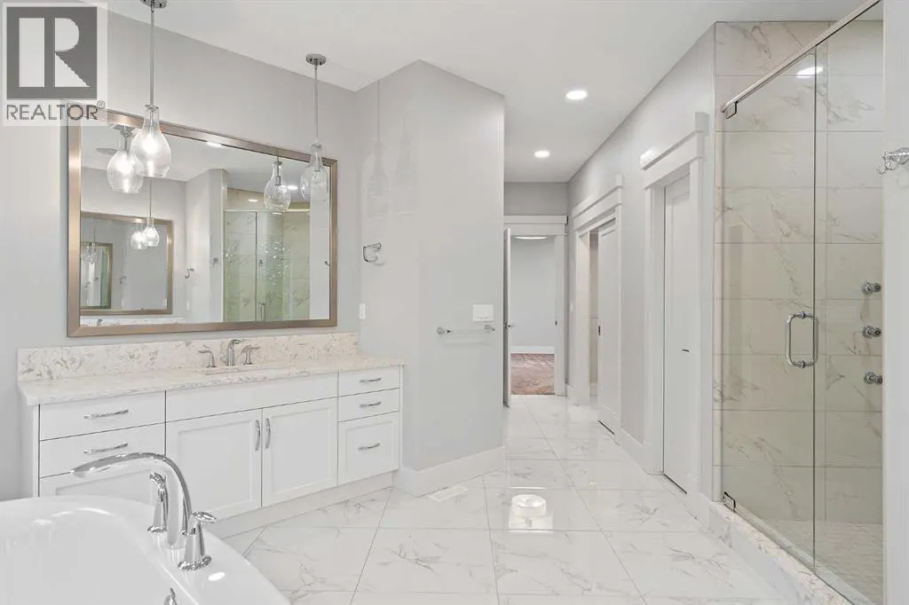 216 Aspen Summit Bay SW