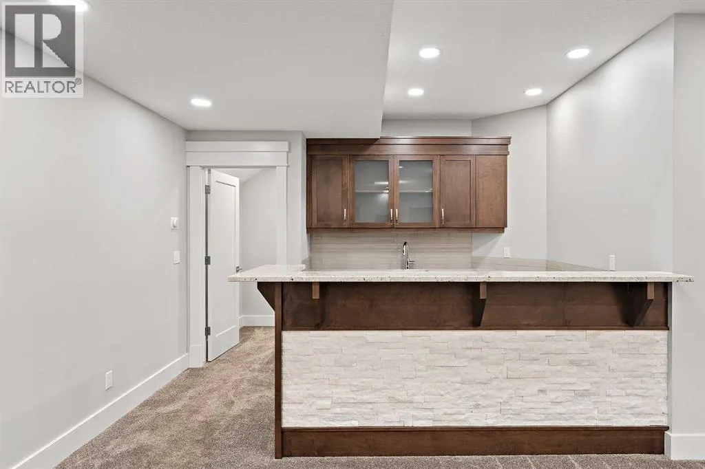 216 Aspen Summit Bay SW