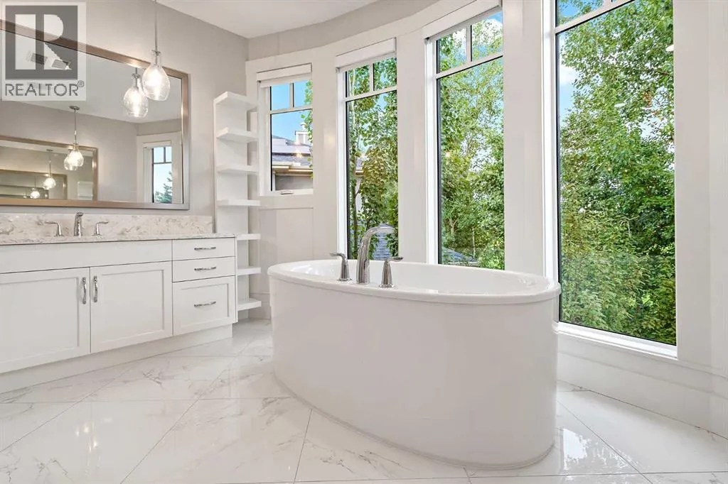 216 Aspen Summit Bay SW