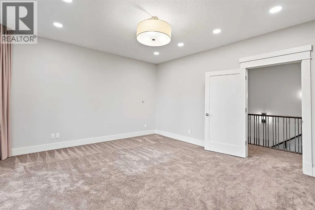 216 Aspen Summit Bay SW