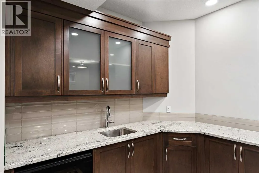 216 Aspen Summit Bay SW