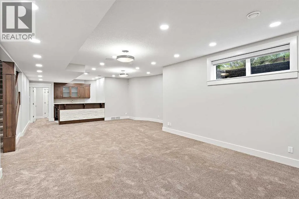 216 Aspen Summit Bay SW