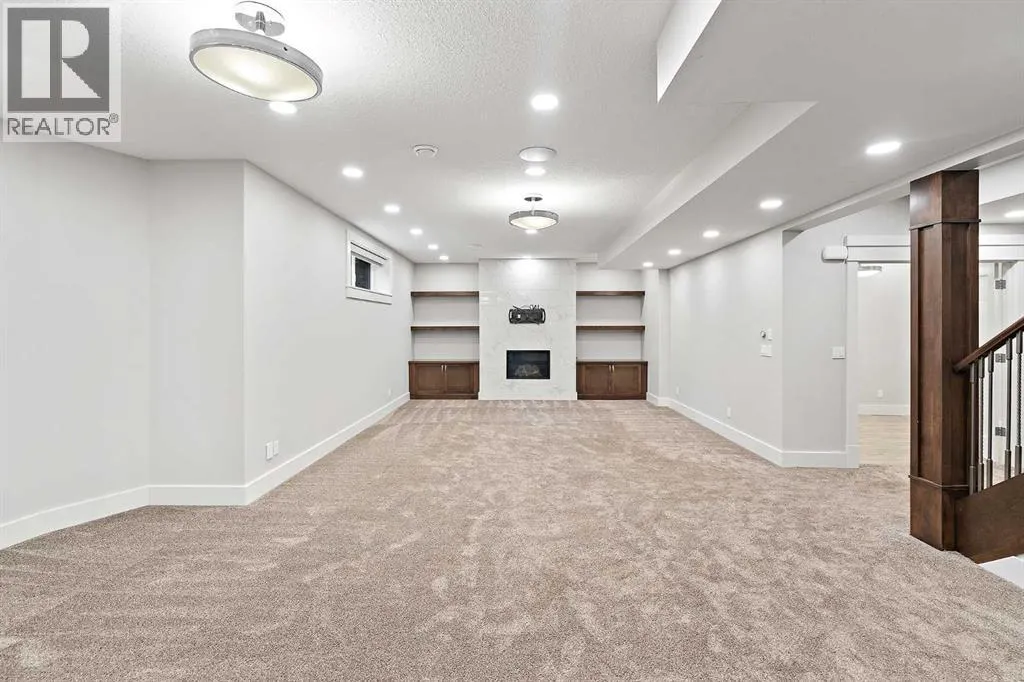 216 Aspen Summit Bay SW
