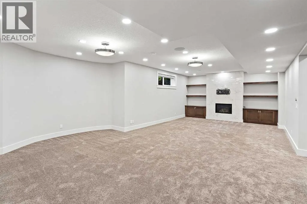 216 Aspen Summit Bay SW