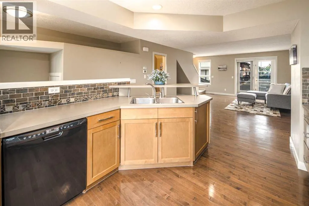 83 Aspen Hills Green SW
