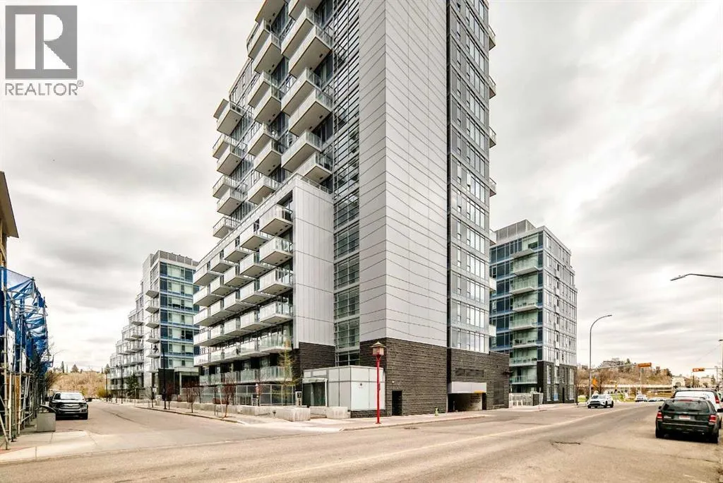104, 108 Waterfront Court SW