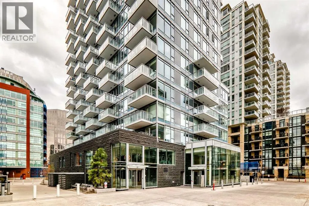 104, 108 Waterfront Court SW