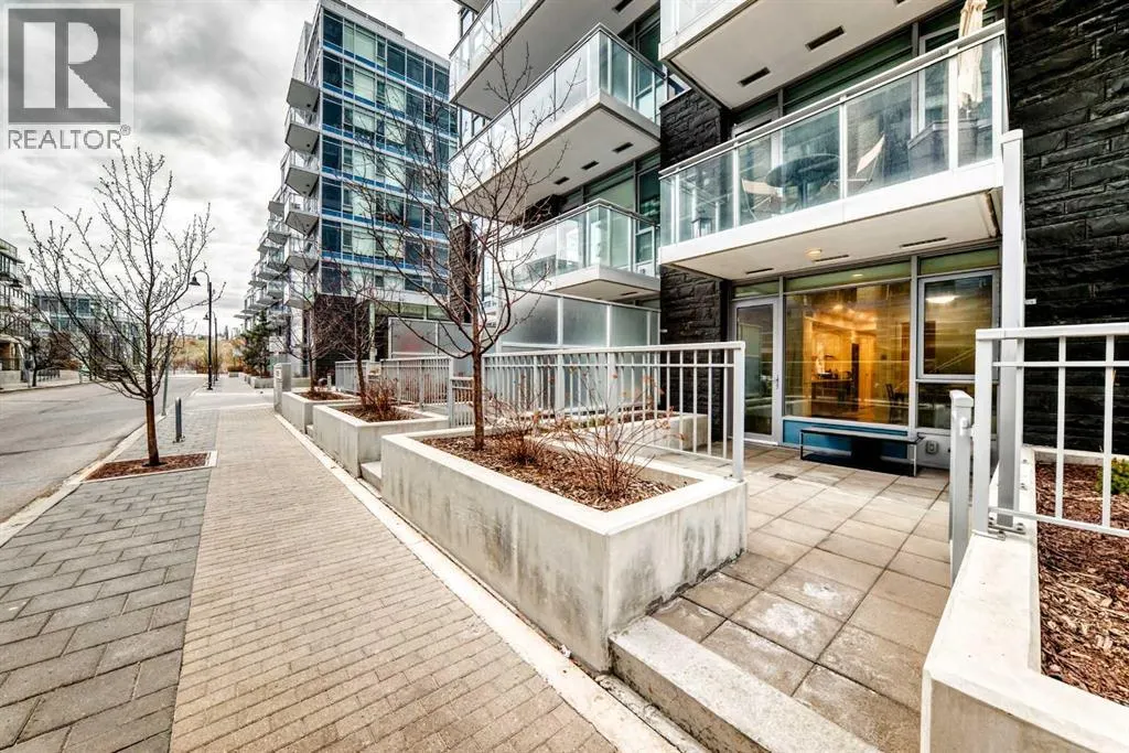 104, 108 Waterfront Court SW