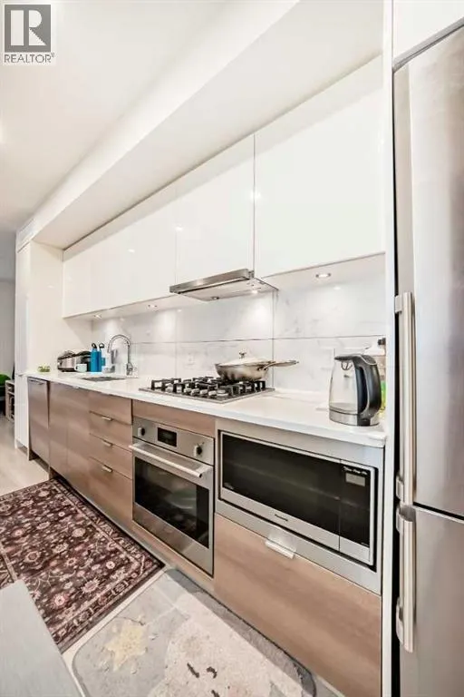 104, 108 Waterfront Court SW