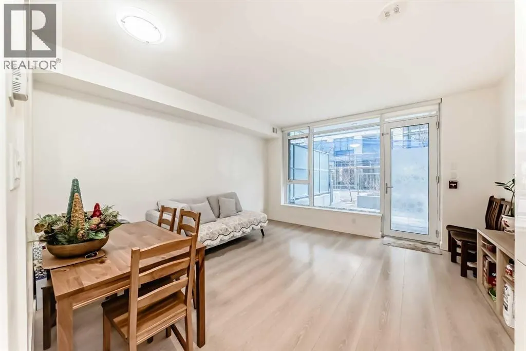 104, 108 Waterfront Court SW