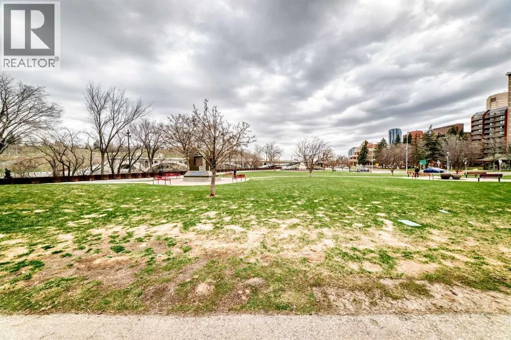 104, 108 Waterfront Court SW