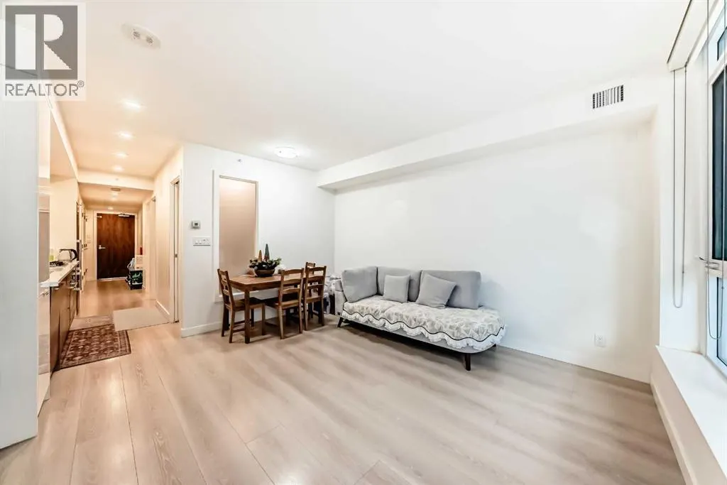 104, 108 Waterfront Court SW
