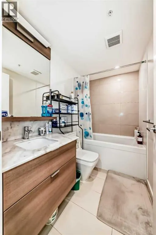 104, 108 Waterfront Court SW