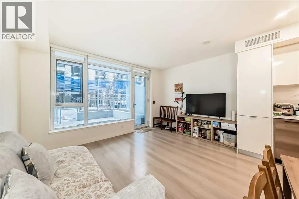 104, 108 Waterfront Court SW