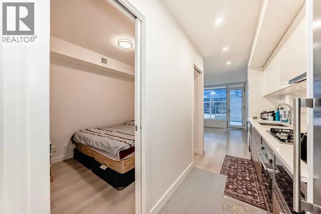 104, 108 Waterfront Court SW