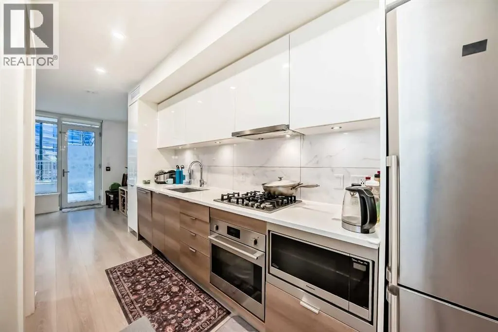 104, 108 Waterfront Court SW