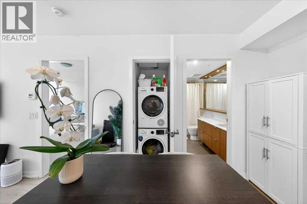 214, 51 Waterfront Mews SW