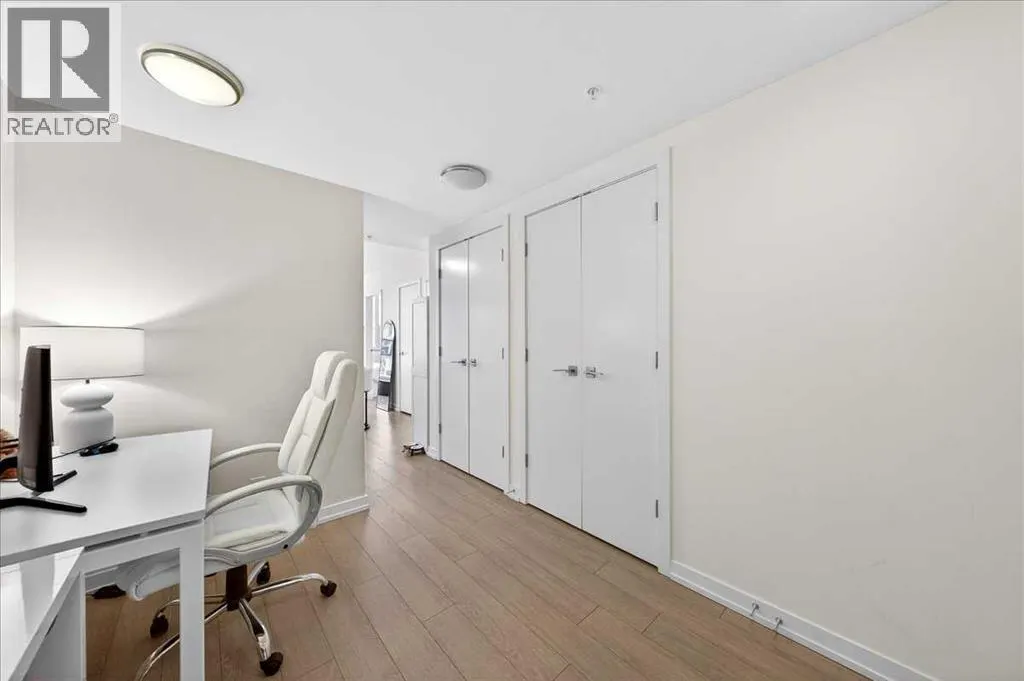 214, 51 Waterfront Mews SW