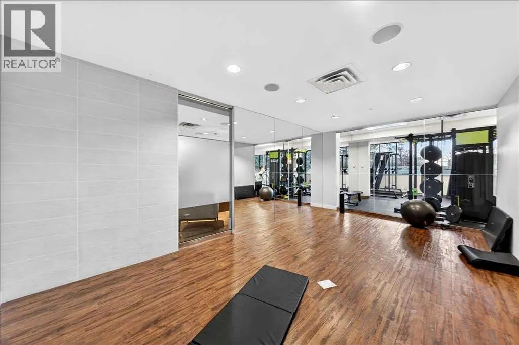 214, 51 Waterfront Mews SW