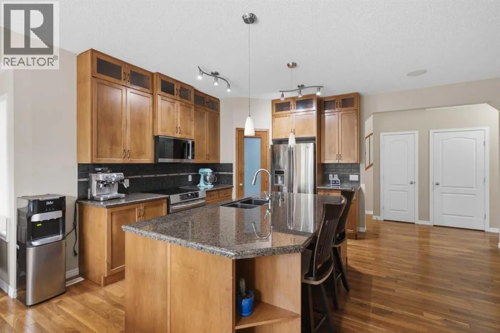 107 Brightonstone Common SE