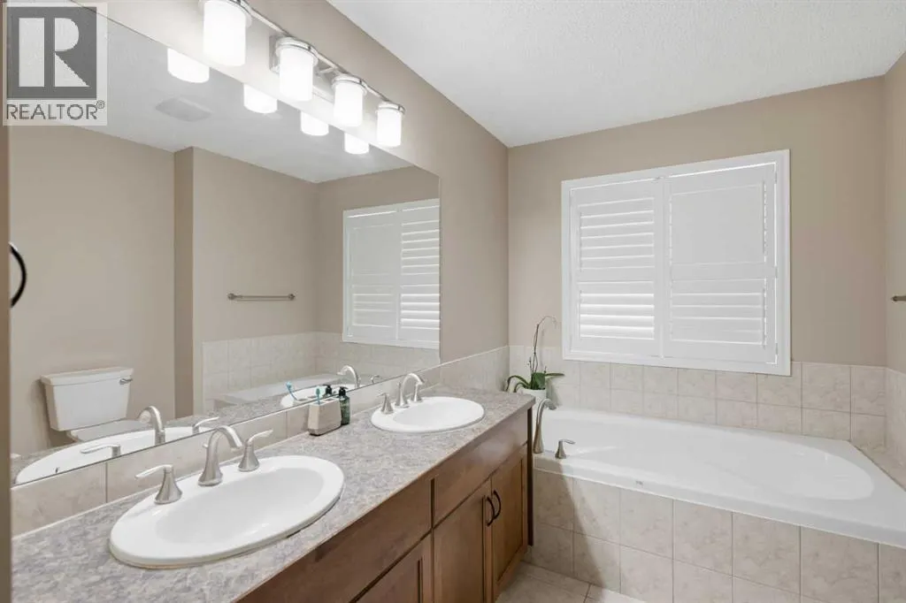 107 Brightonstone Common SE