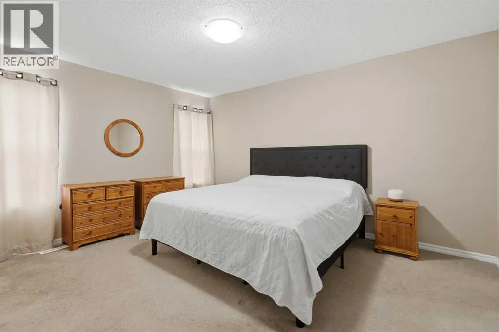 107 Brightonstone Common SE