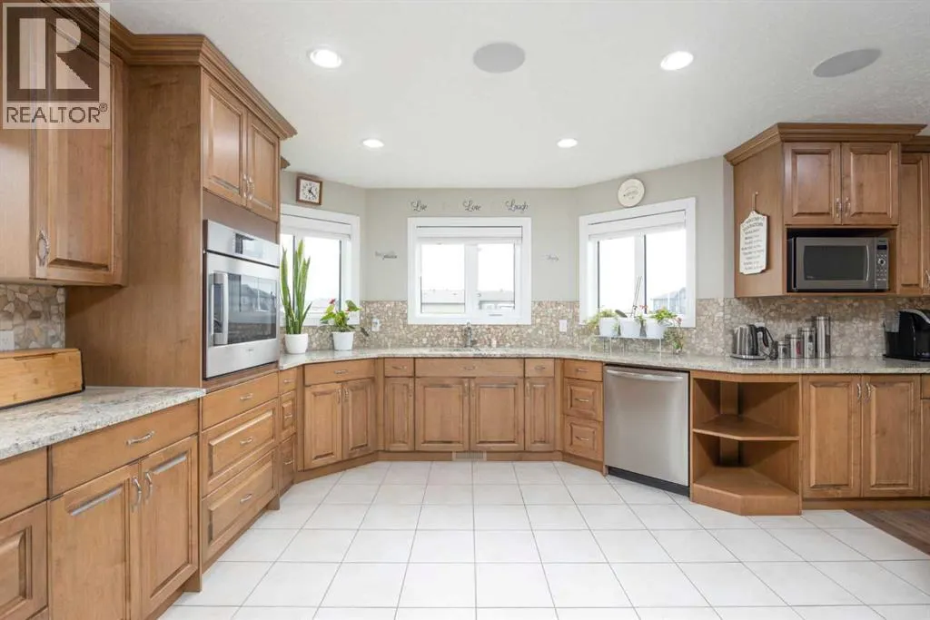 125 Beardsley Crescent