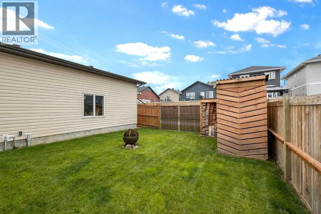 125 Beardsley Crescent