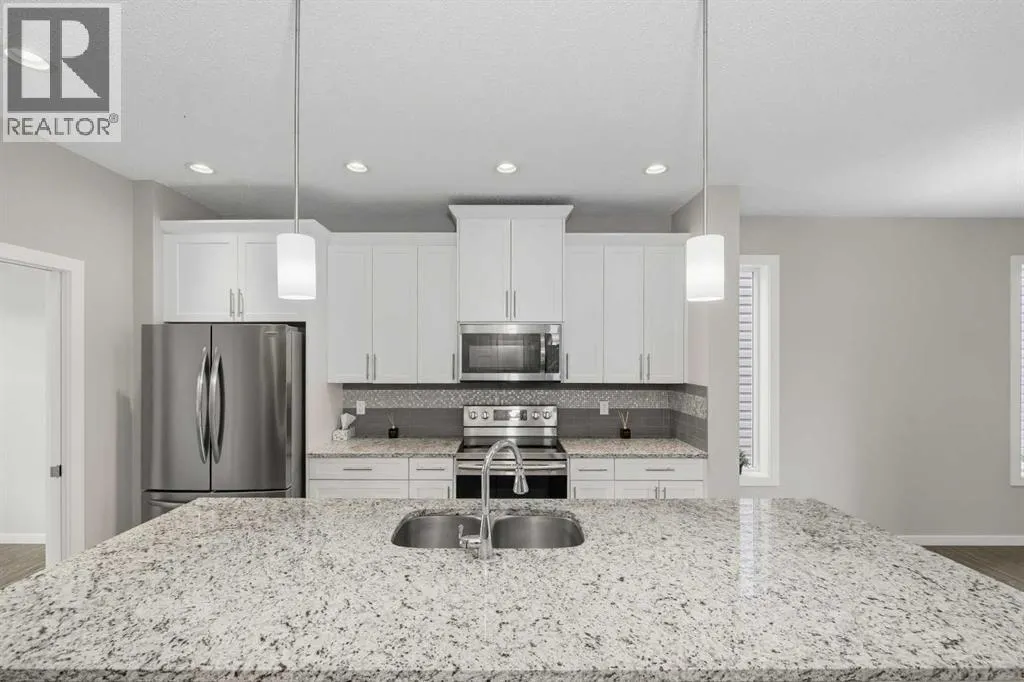 75 Legacy Glen Row SE