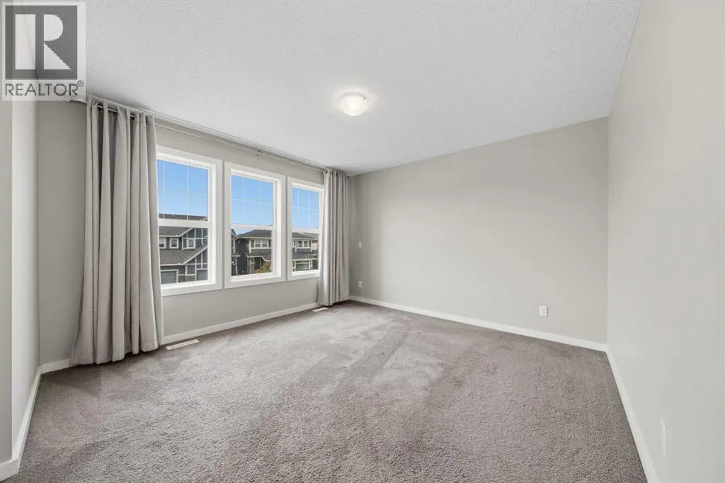 75 Legacy Glen Row SE