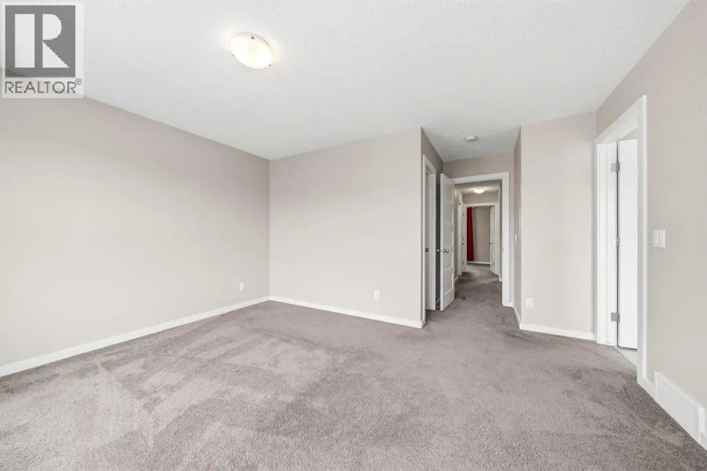 75 Legacy Glen Row SE
