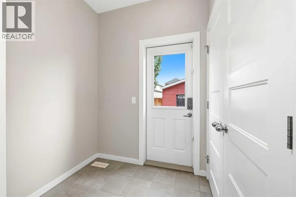 75 Legacy Glen Row SE