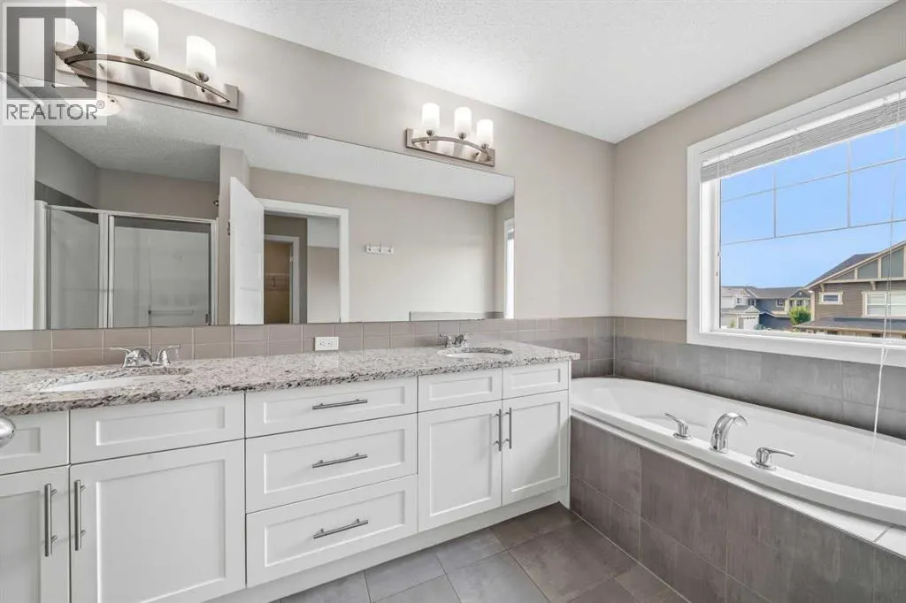 75 Legacy Glen Row SE