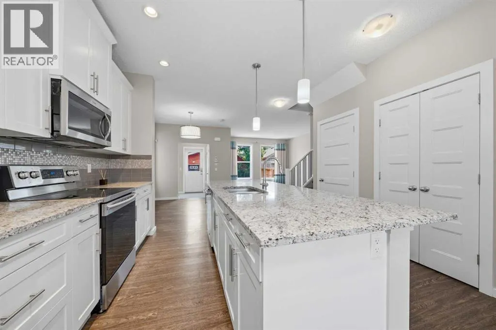 75 Legacy Glen Row SE