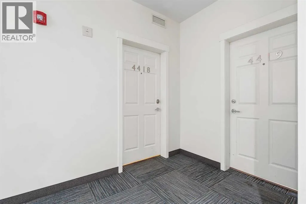 4418, 99 Copperstone Park SE