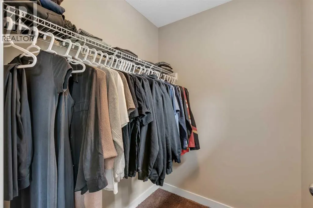 360 Marquis Heights SE