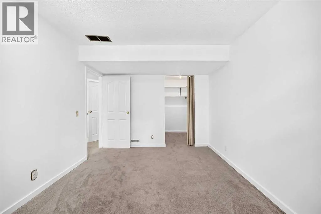 403, 11010 Bonaventure Drive SE