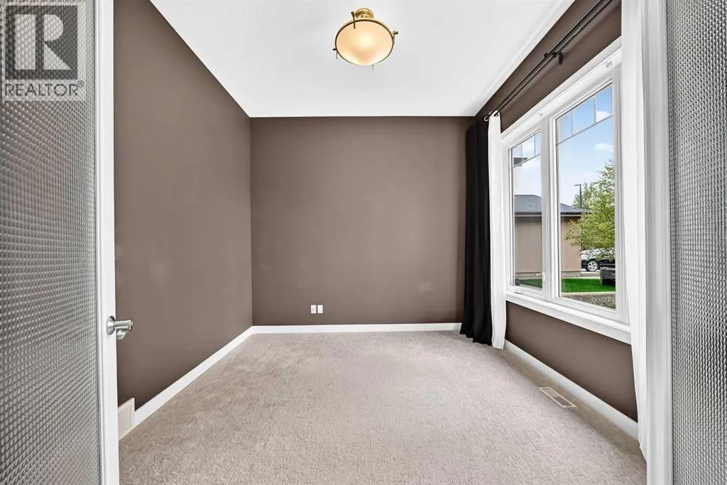 145 Cranridge Terrace SE
