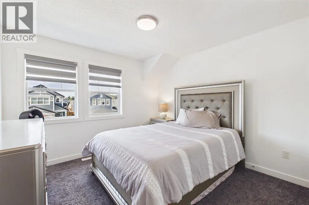 66 Legacy Glen Crescent SE