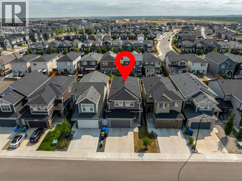 66 Legacy Glen Crescent SE
