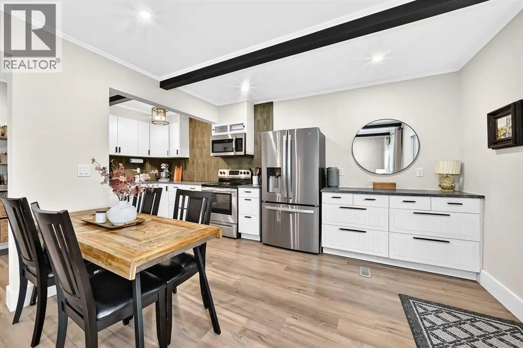 1702, 11010 Bonaventure Drive SE