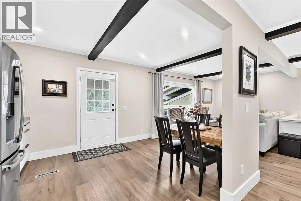 1702, 11010 Bonaventure Drive SE