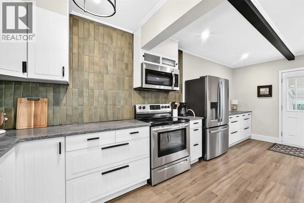 1702, 11010 Bonaventure Drive SE