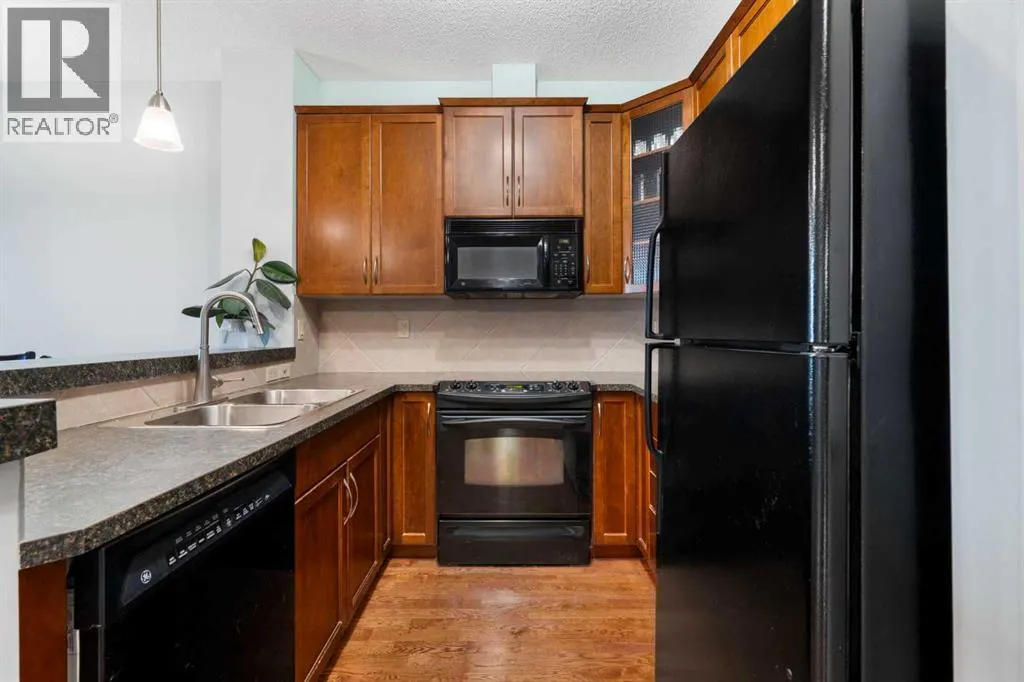 310, 25 Prestwick Drive SE