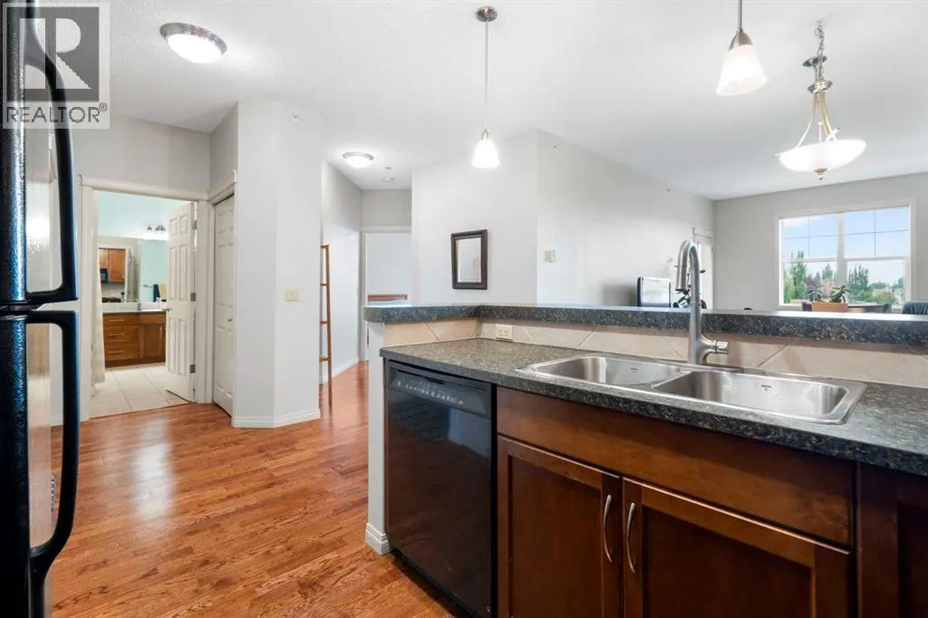 310, 25 Prestwick Drive SE