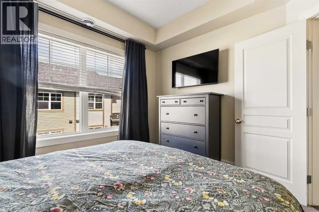 945 Mckenzie Towne Manor SE