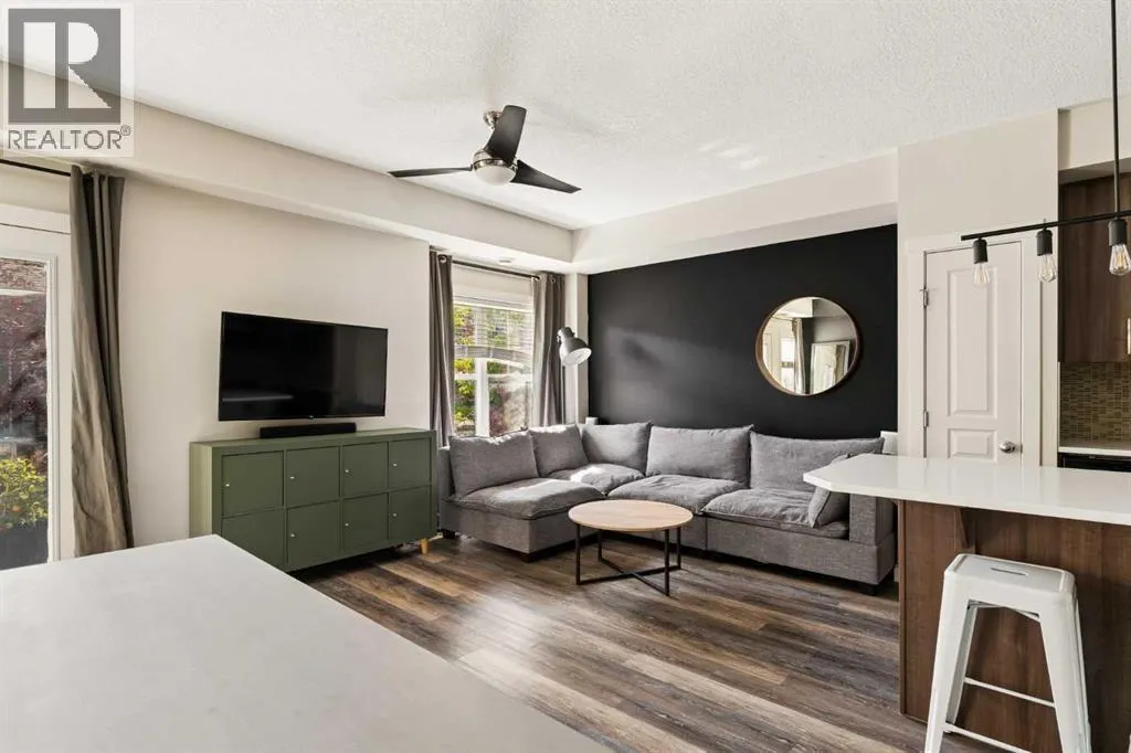 945 Mckenzie Towne Manor SE