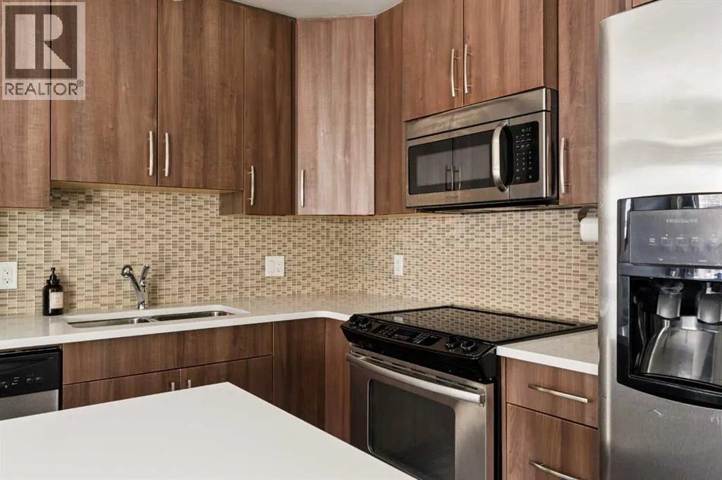 945 Mckenzie Towne Manor SE